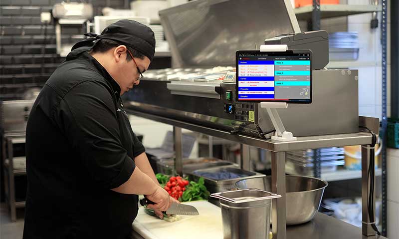 pantalla preparacion pedidos restaurantes